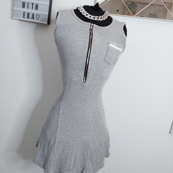 Grey sporty dress - Picture 9 of 13